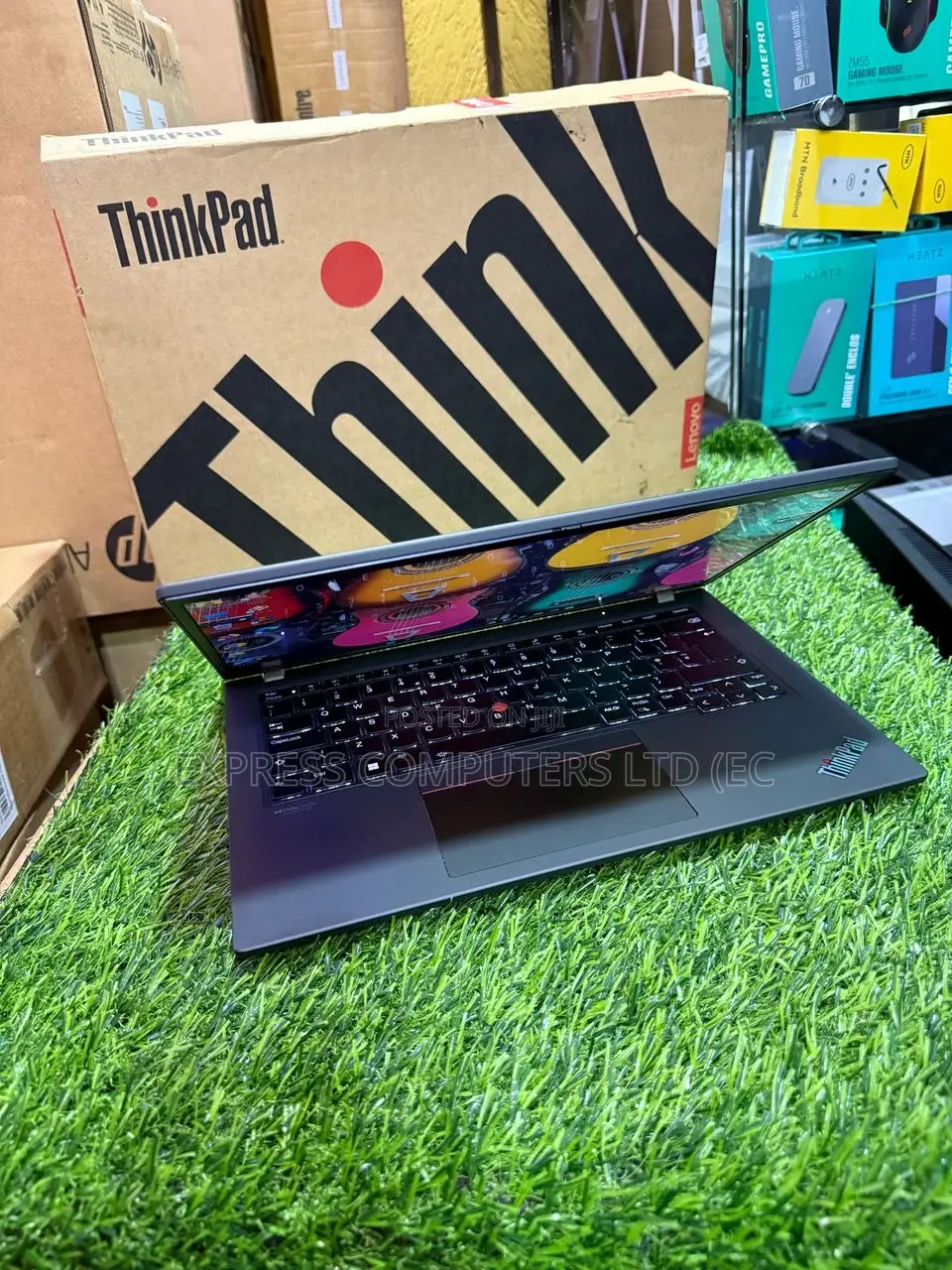 Laptop Lenovo ThinkPad T14 G1 16GB Intel Core I7 SSHD (Hybrid) 512GB