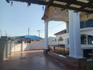 7bdrm Mansion in Hometrust Properties, Kwabenya for sale