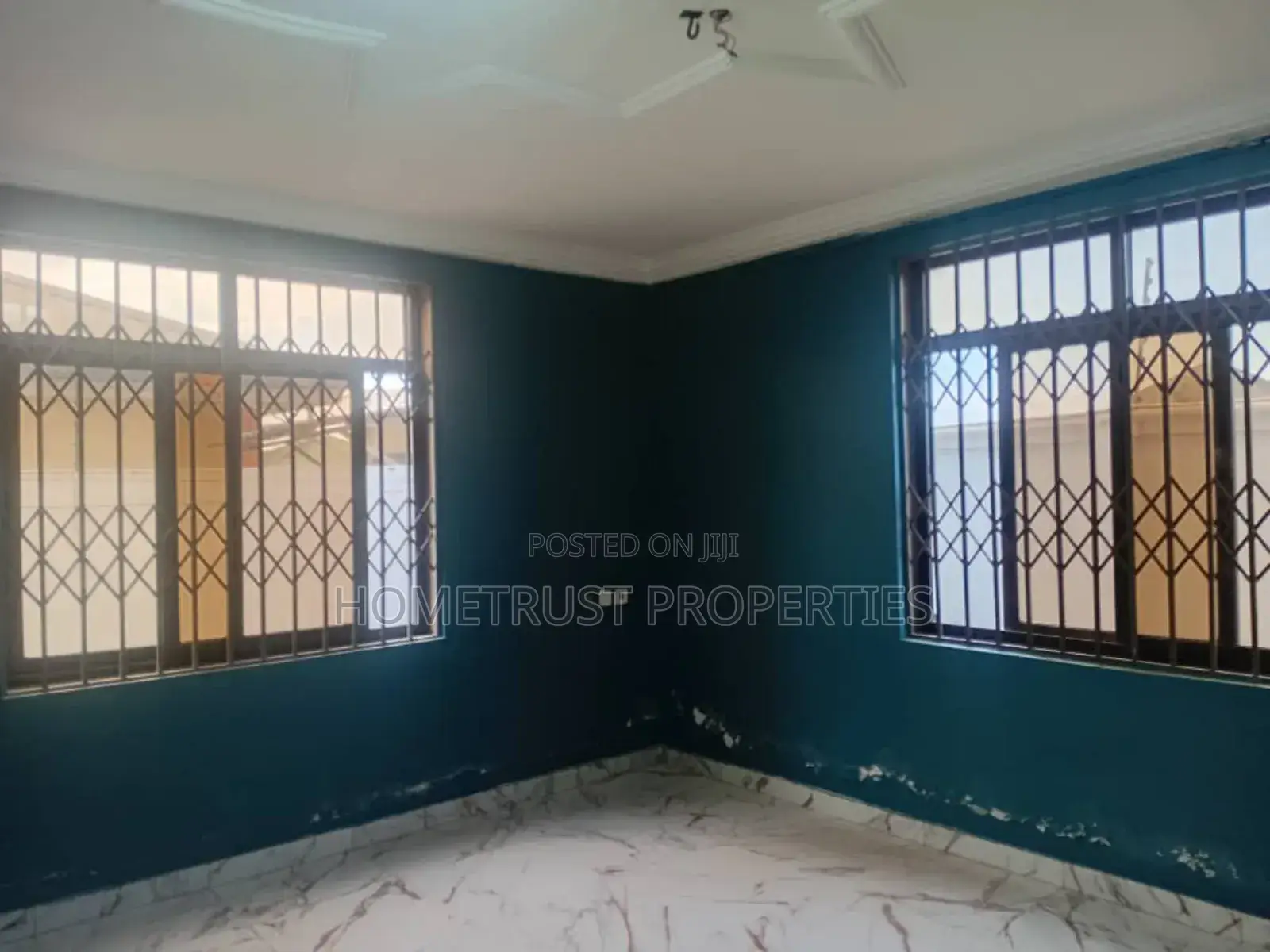 7bdrm Mansion in Hometrust Properties, Kwabenya for sale