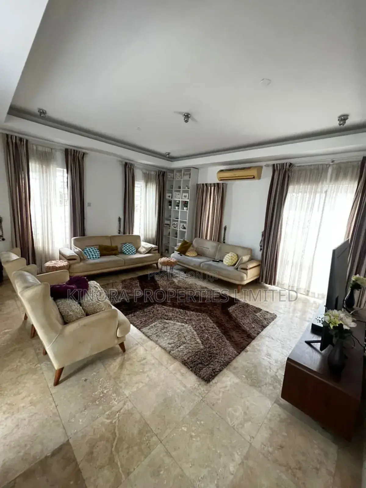 5bdrm Duplex in Dzorwulu, Dworwulu for rent