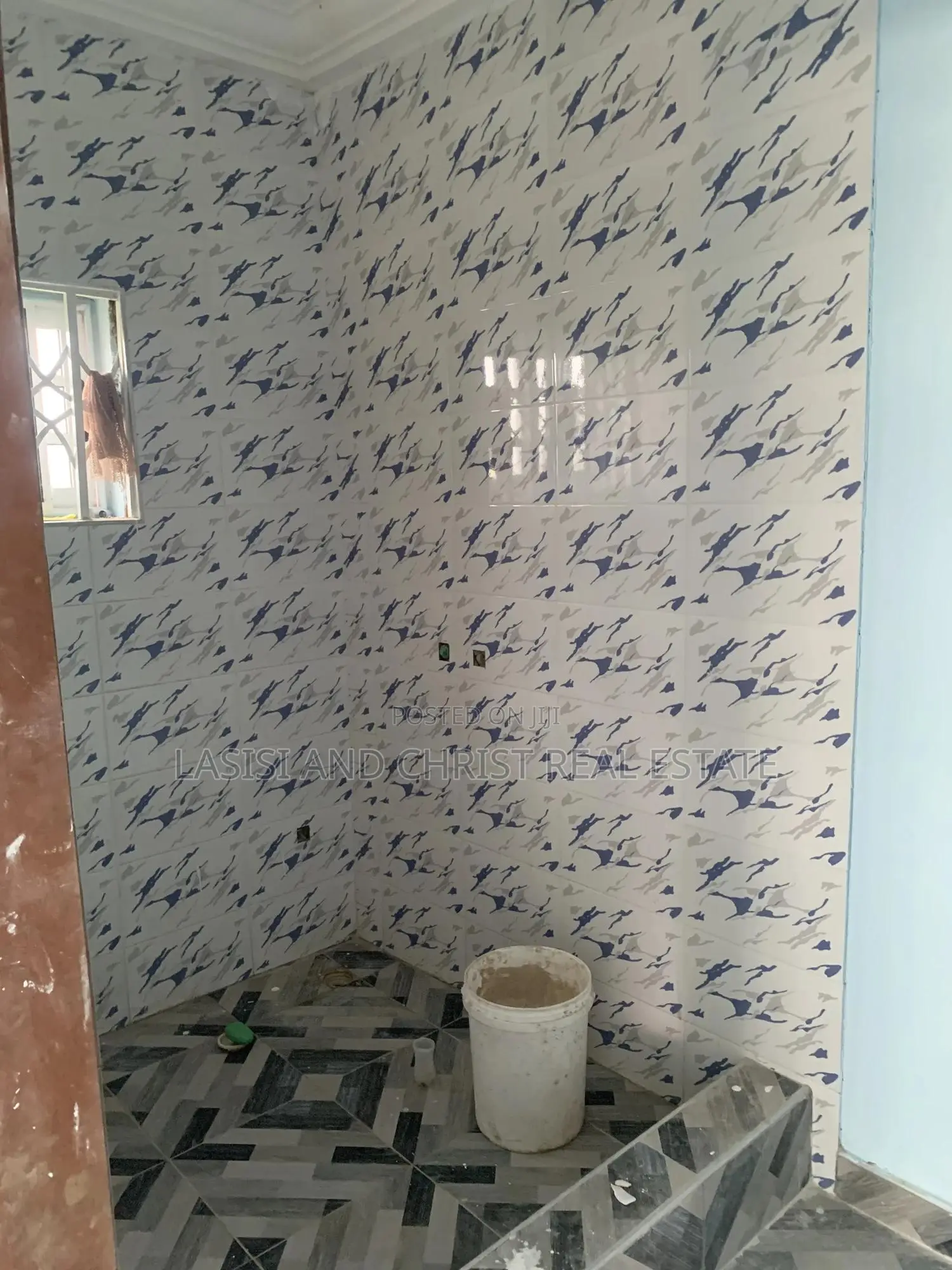 2bdrm Apartment in Lasisi And Christ, Amasaman for rent