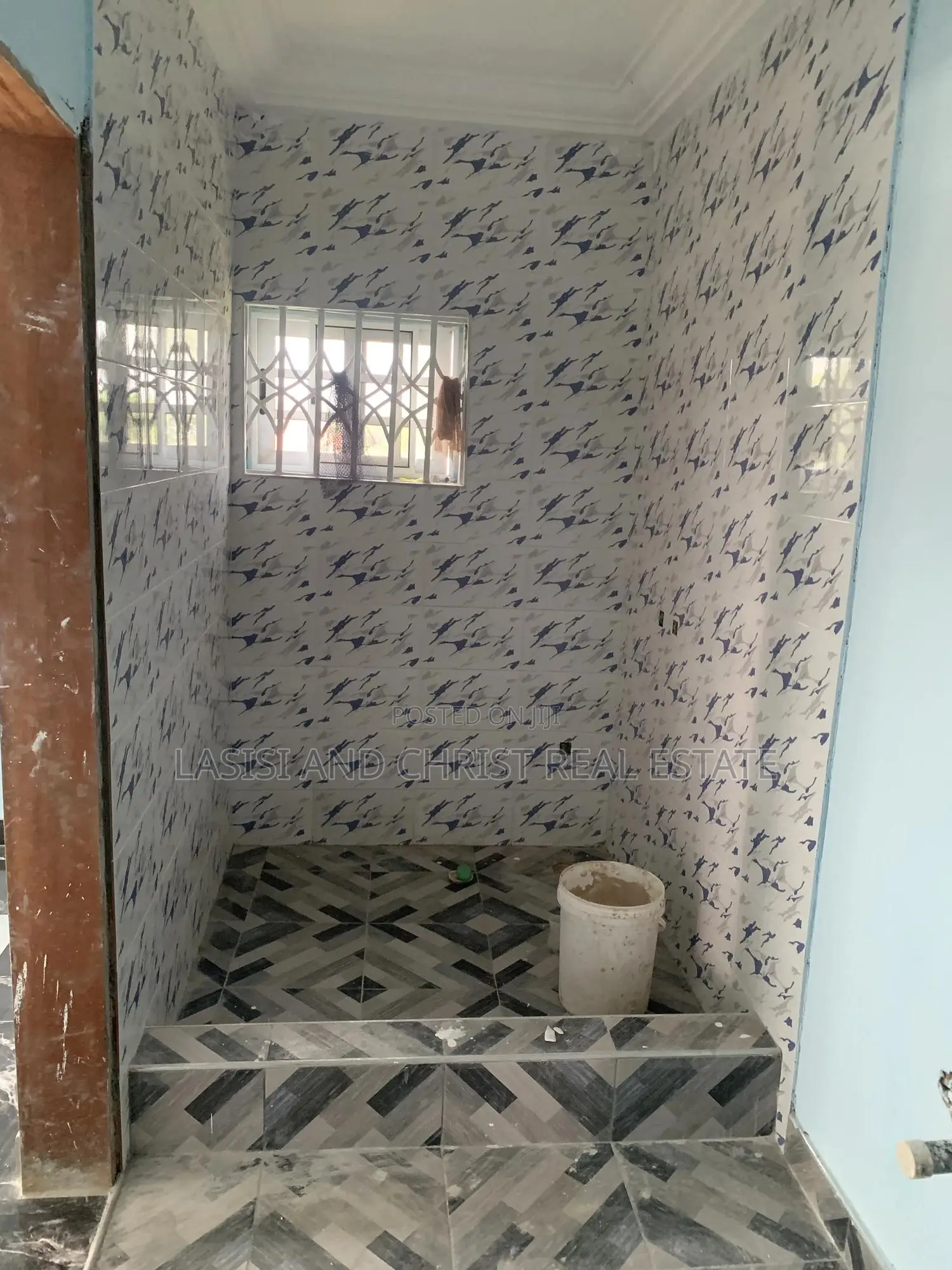 2bdrm Apartment in Lasisi And Christ, Amasaman for rent