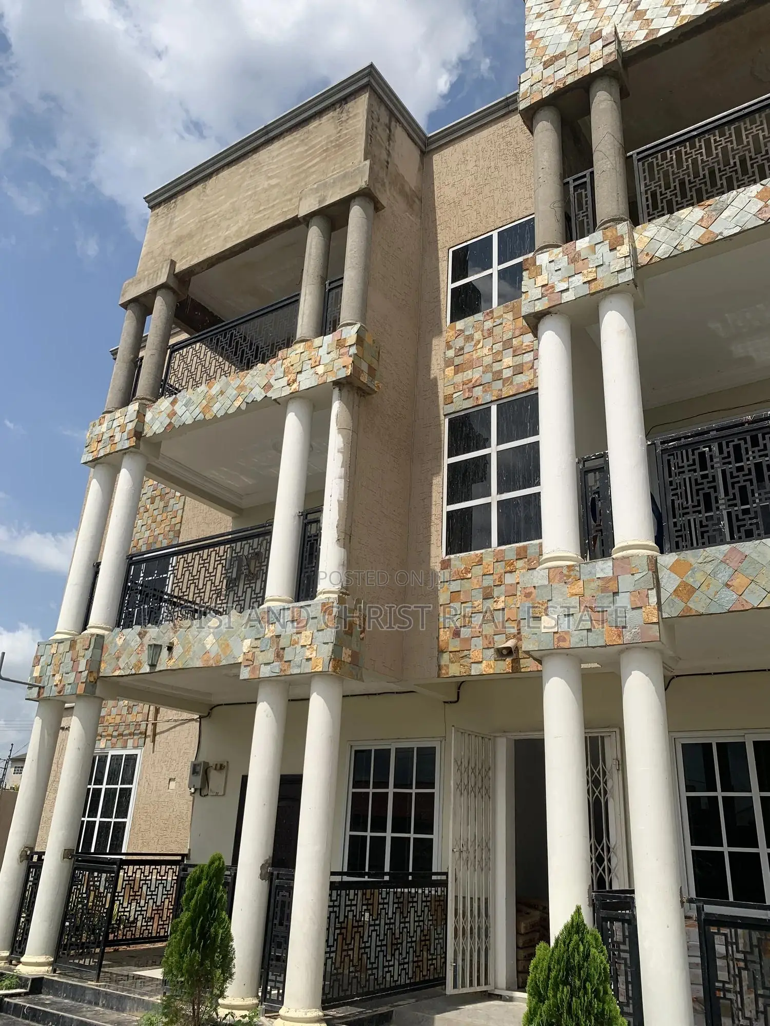 2bdrm Apartment in Lasisi And Christ, Amasaman for rent