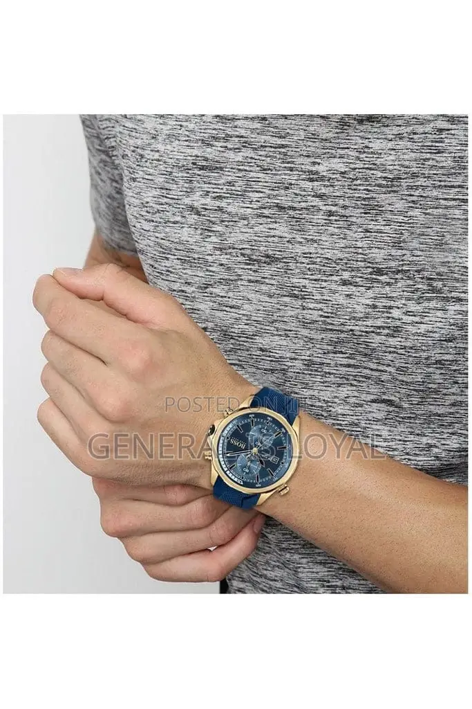 Hugo Boss Globetrotter Chronograph Silicone Strap Men’S Watch