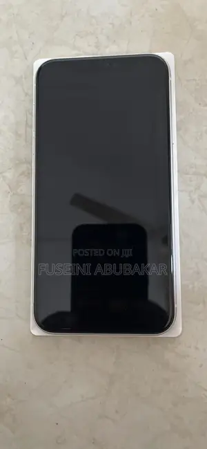 Apple iPhone XR 128 GB White