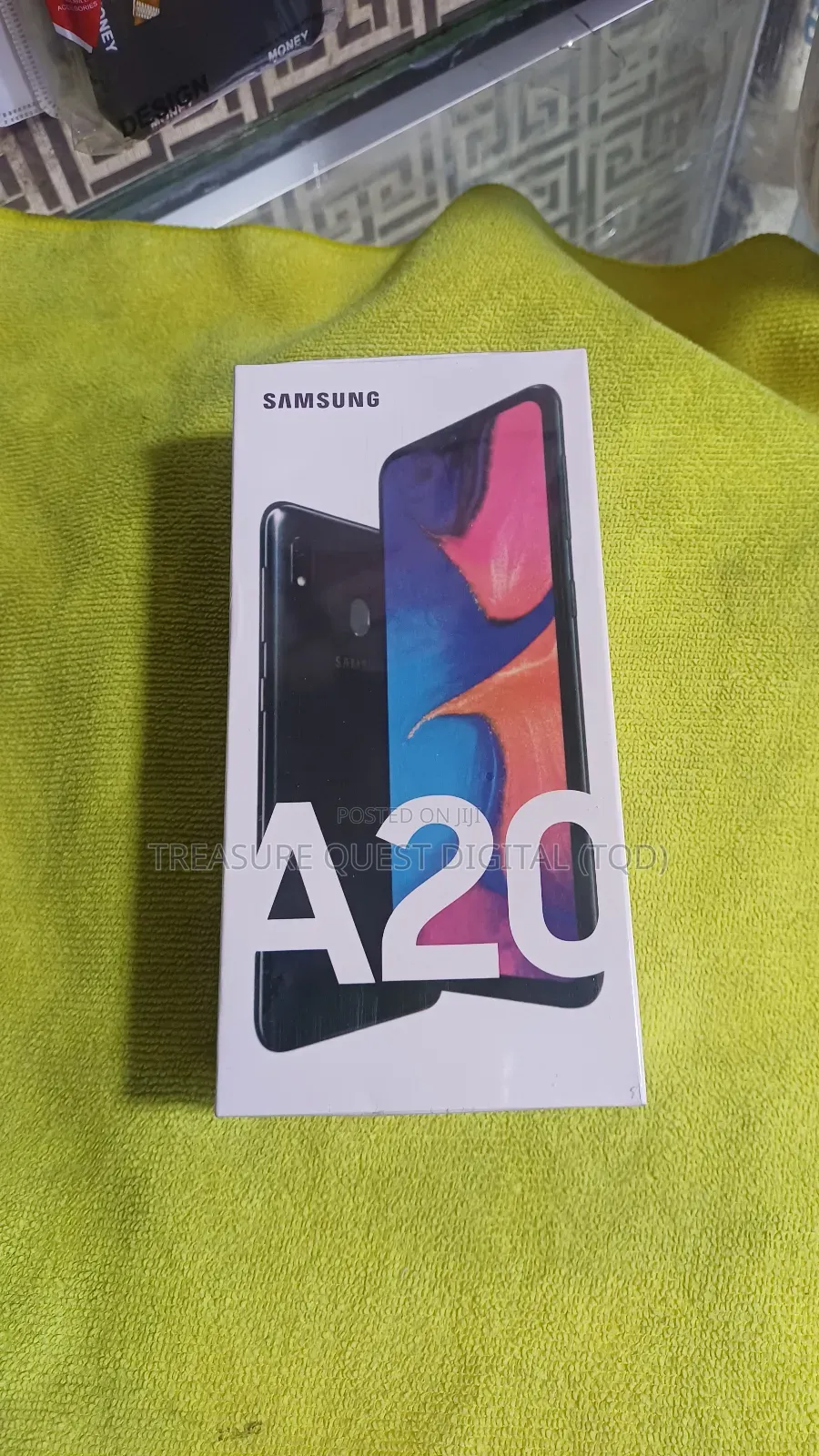 New Samsung Galaxy A20 64 GB Black