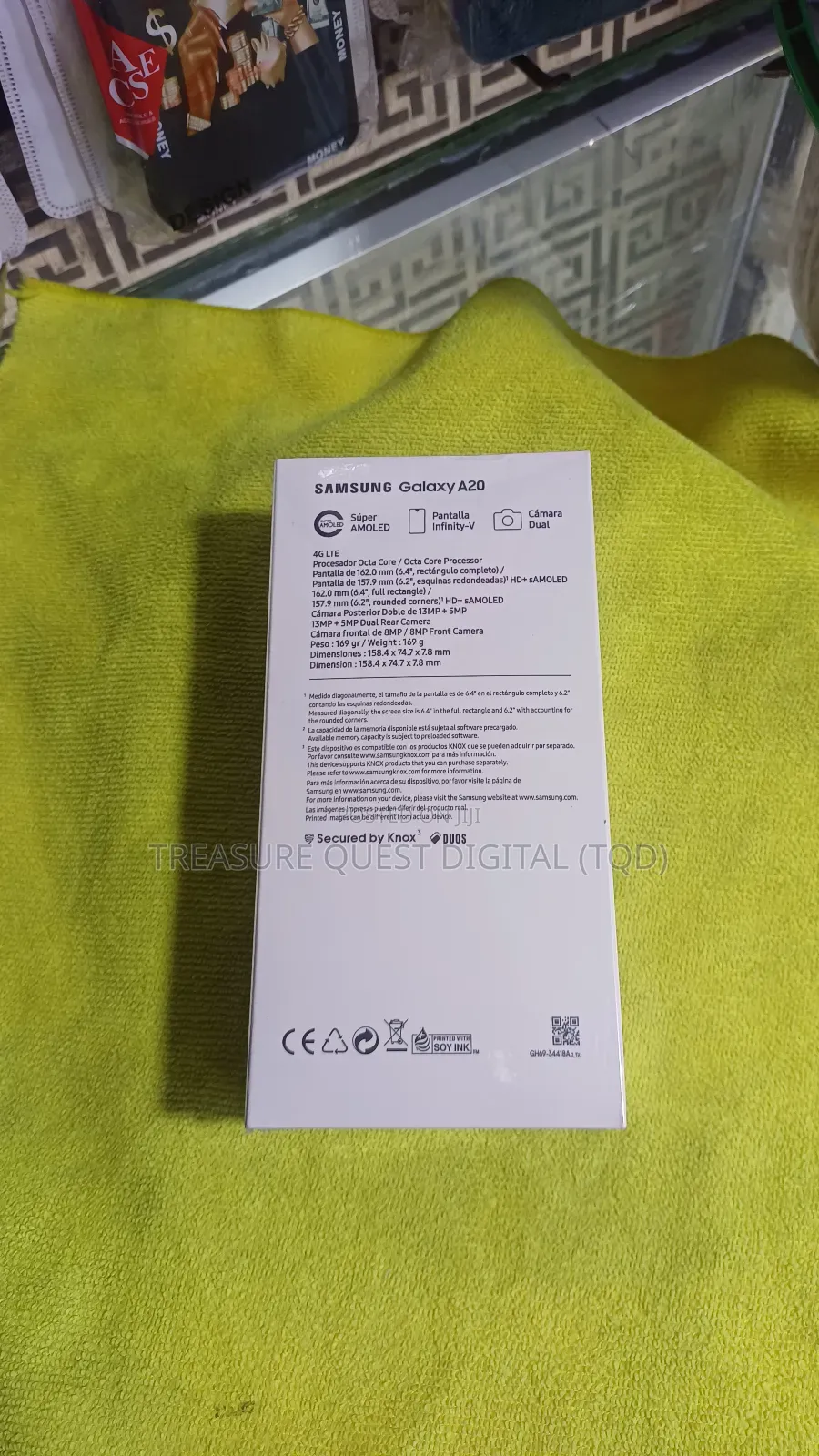 New Samsung Galaxy A20 64 GB Black