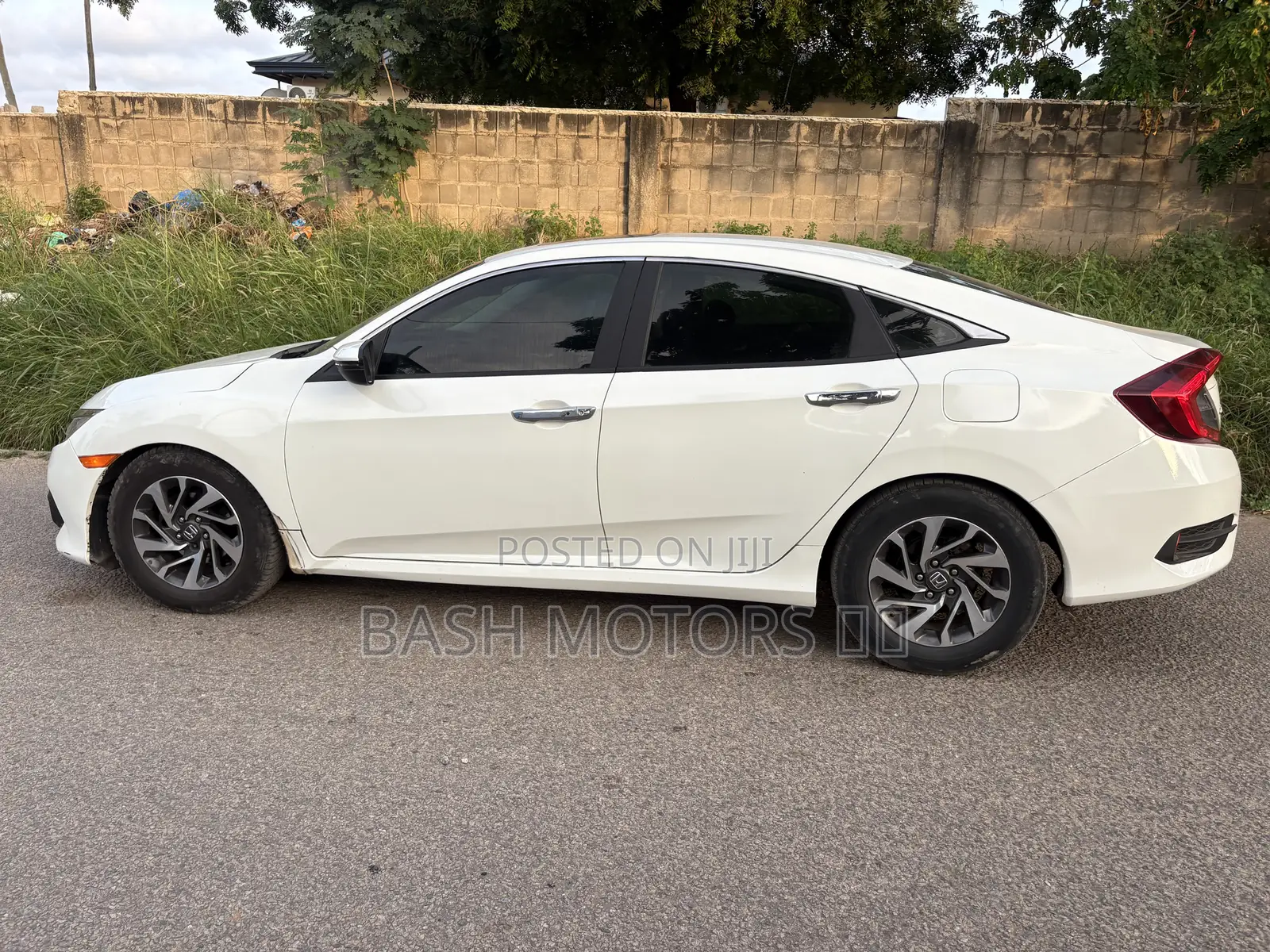 Honda Civic EX 4dr Sedan (2.0L 4cyl) 2017 White