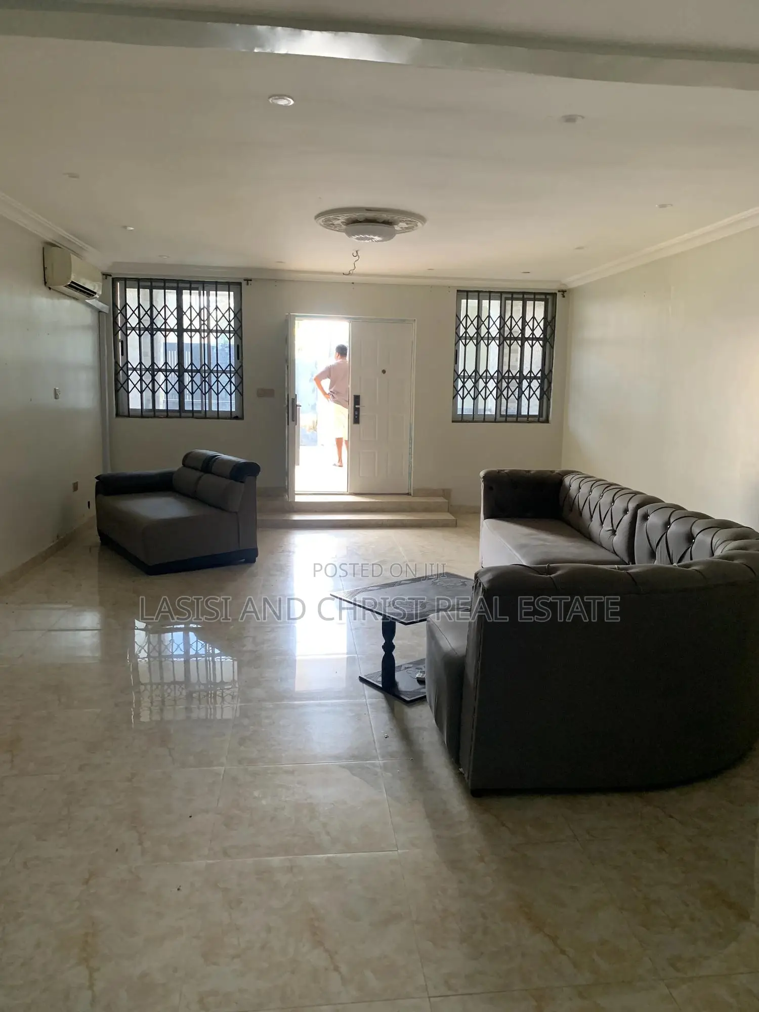 2bdrm Apartment in Lasisi And Christ, Amasaman for rent