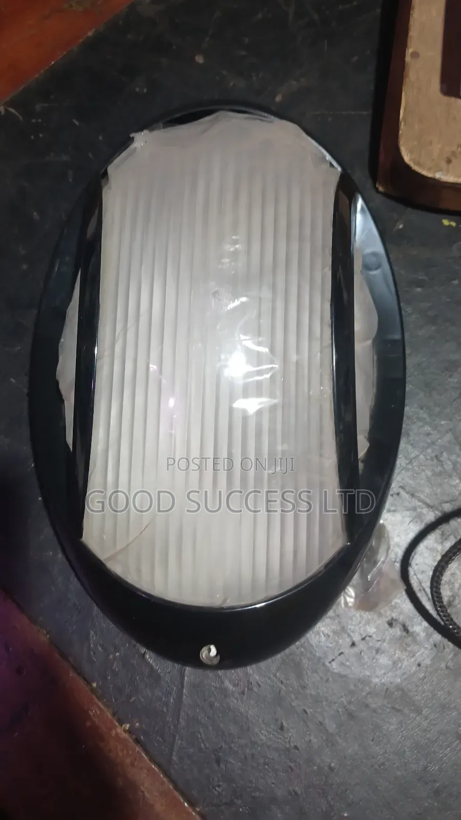 Wall Light With Lampholder
