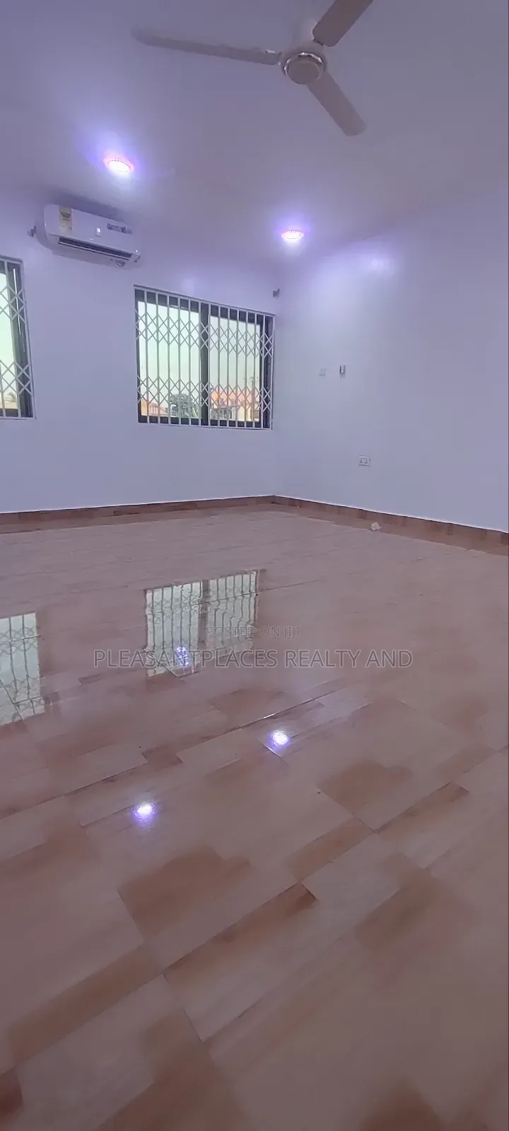 3bdrm Apartment in Pleasantplaces, Ashaley Botwe for rent