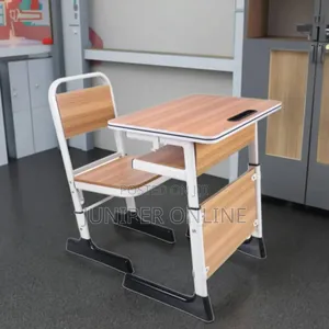 Study Chair and Table Pluni