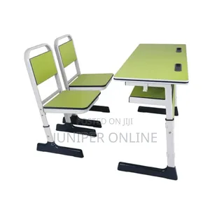 Study Chair and Table Qudre