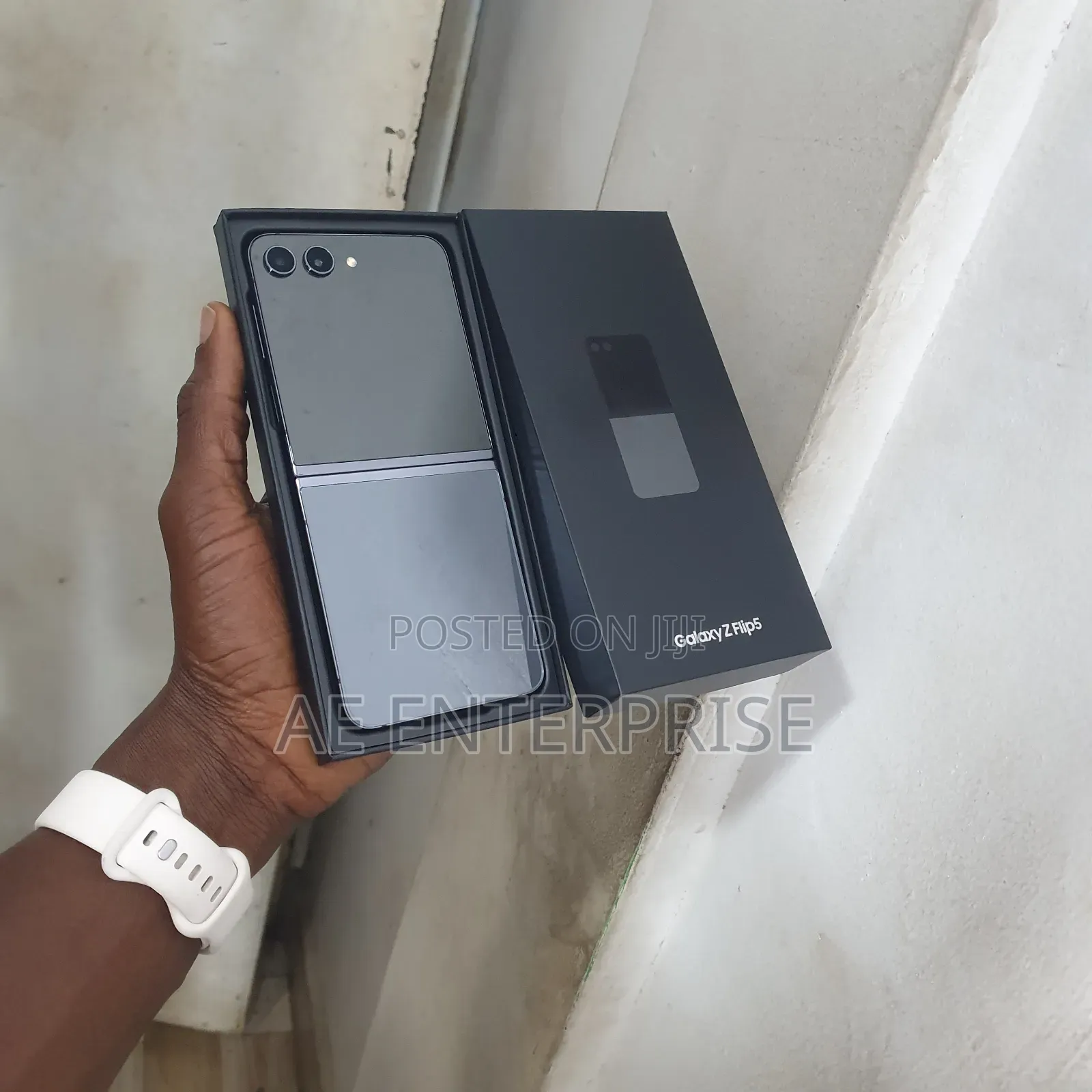 New Samsung Galaxy Z Flip5 256 GB Black