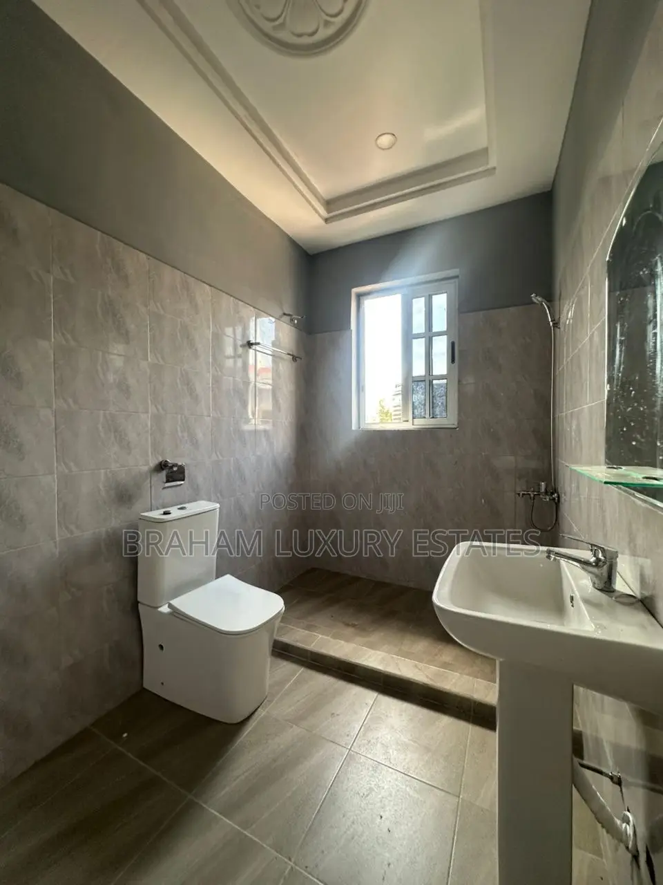 3bdrm Apartment in Braham Luxury, Spintex for rent