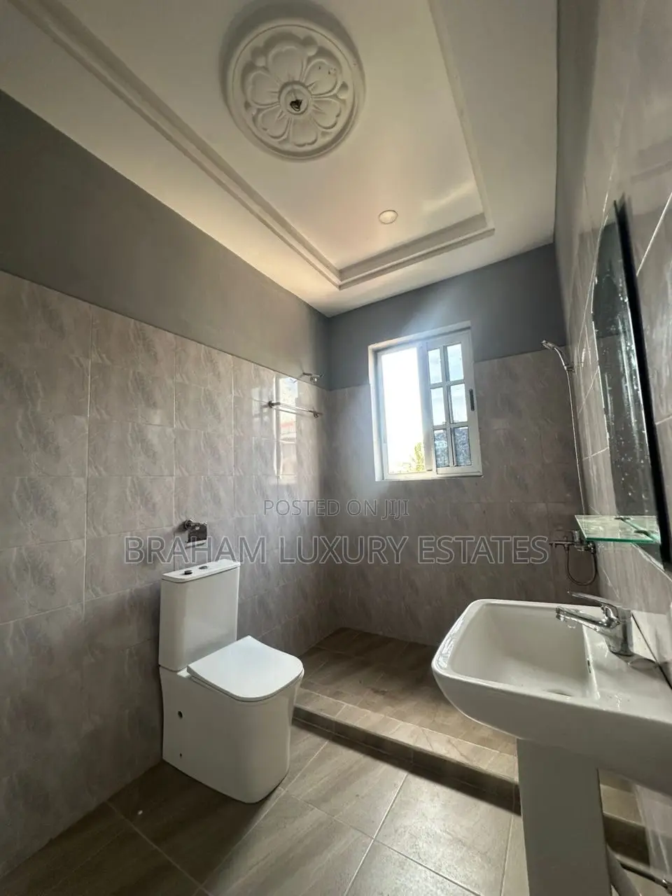 3bdrm Apartment in Braham Luxury, Spintex for rent