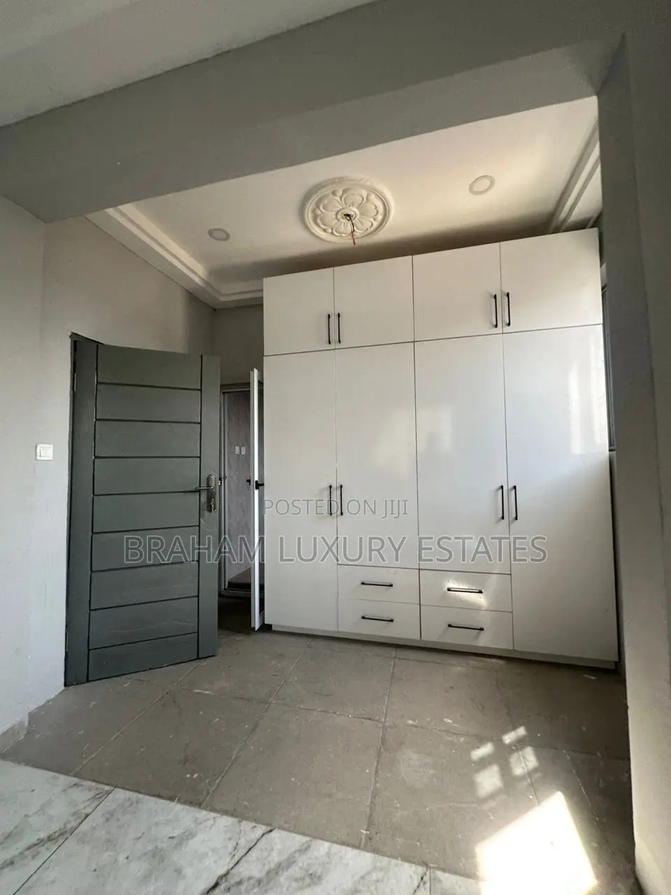3bdrm Apartment in Braham Luxury, Spintex for rent