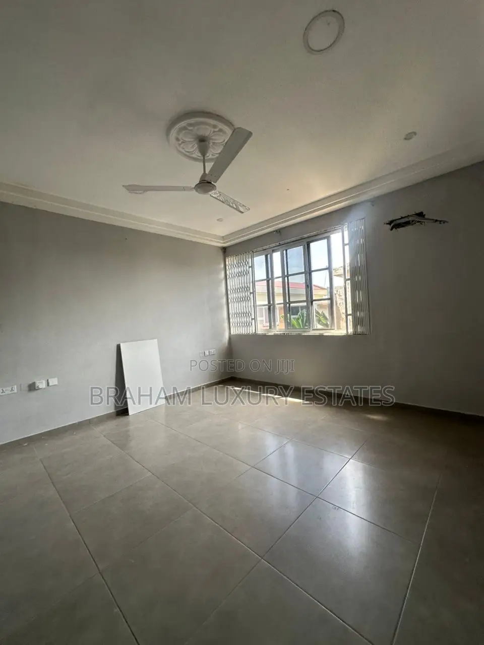 3bdrm Apartment in Braham Luxury, Spintex for rent