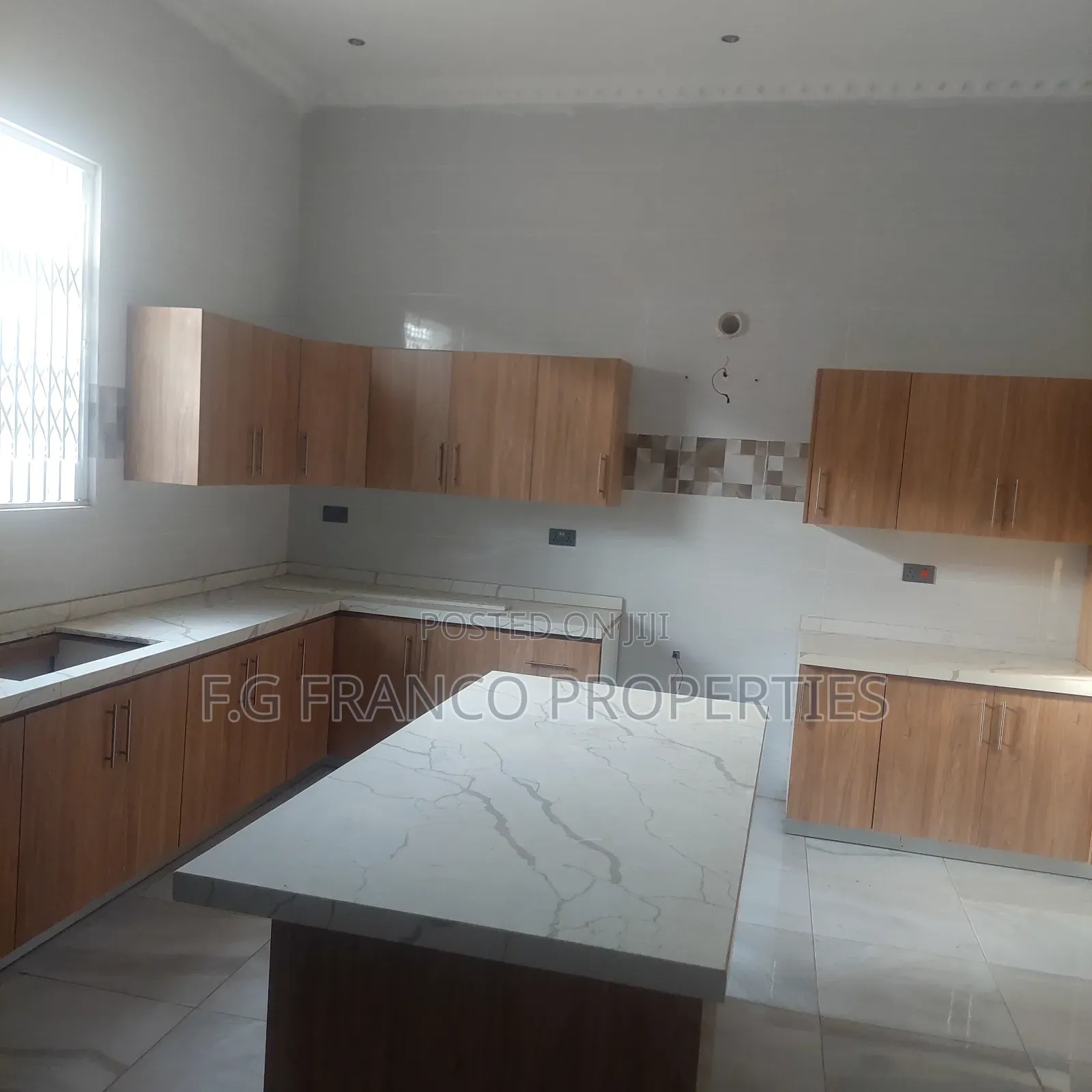 4bdrm House in K.G Franco, Spintex for sale
