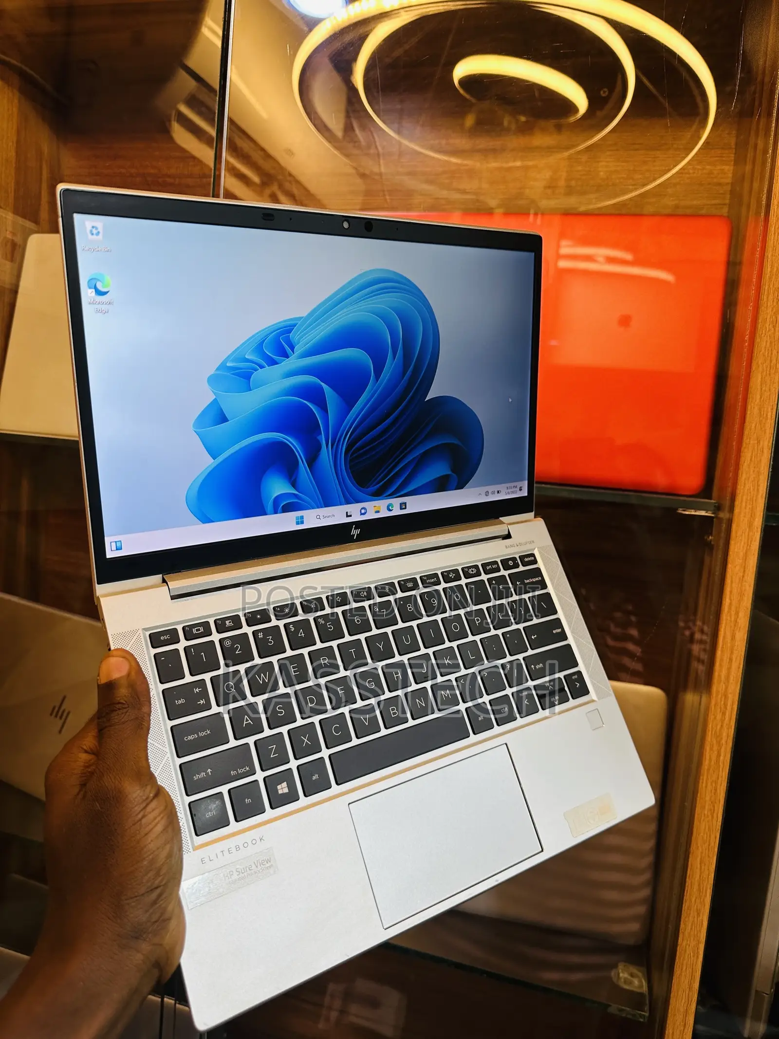 Laptop HP EliteBook 835 G7 16GB AMD Ryzen 7 SSD 256GB