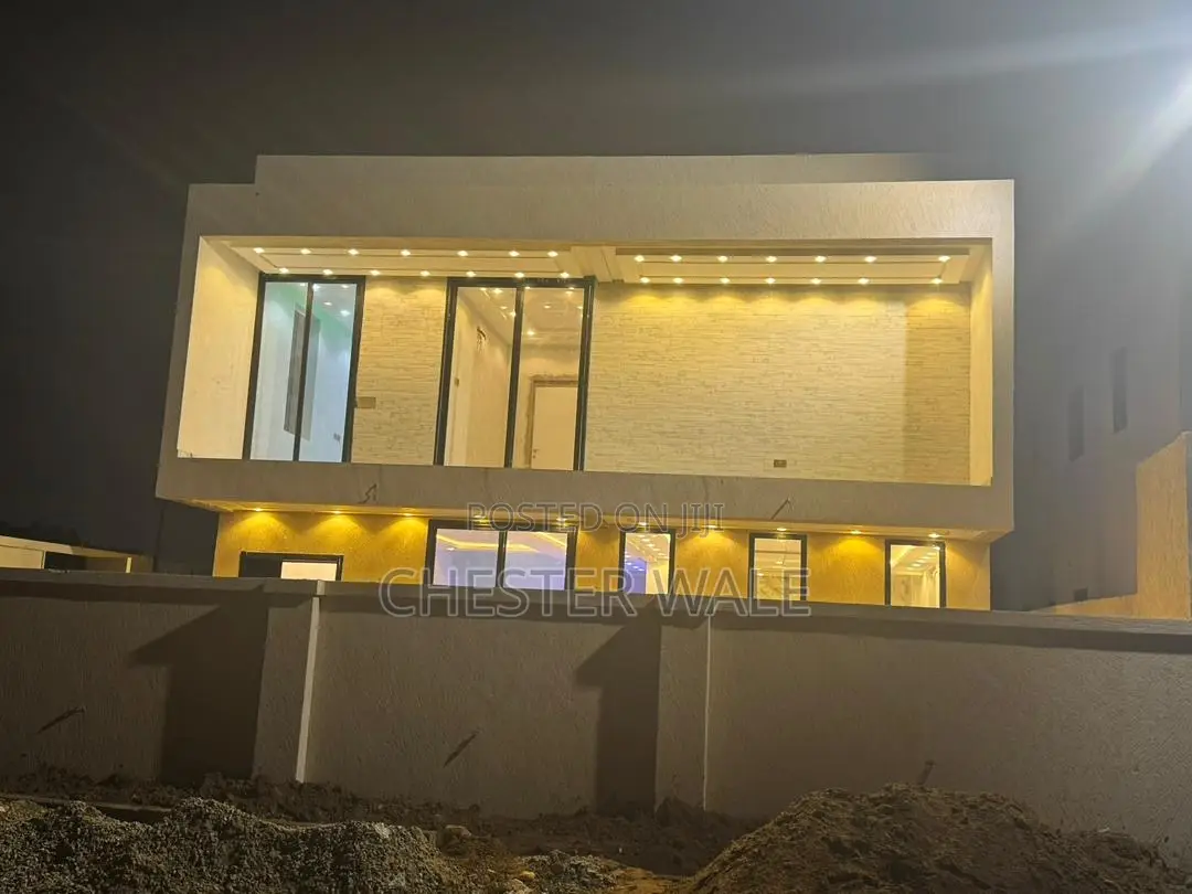 5bdrm House in Greater Accra for sale
