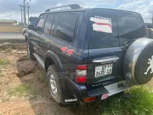 Nissan Patrol 2009 Black