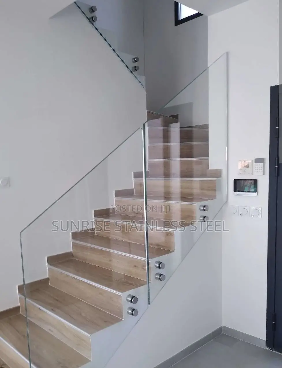 Sunrise Stainless Dark Glass Railing Design
