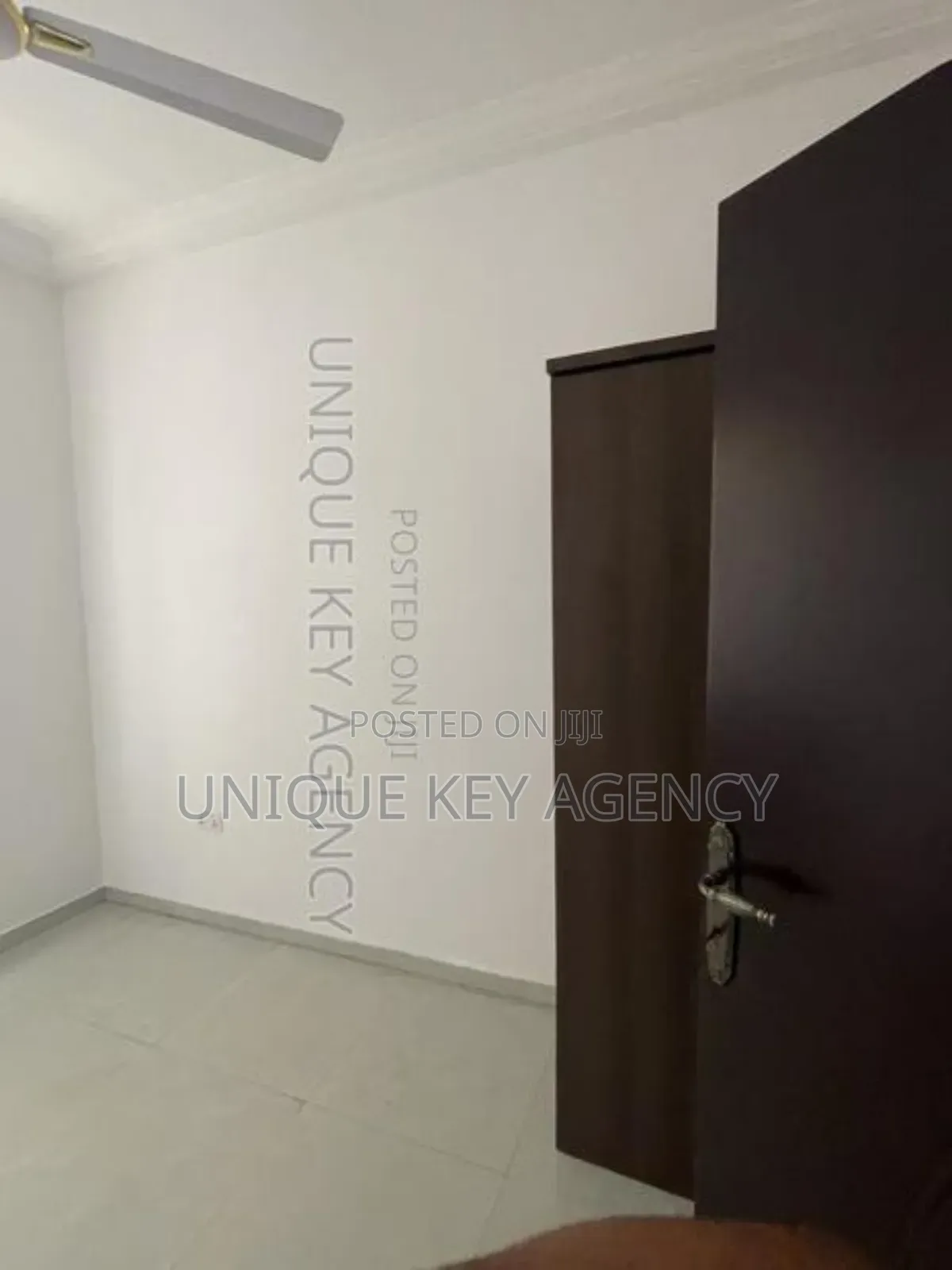 3bdrm Apartment in Unique Key Agency, Dzorwulu for rent