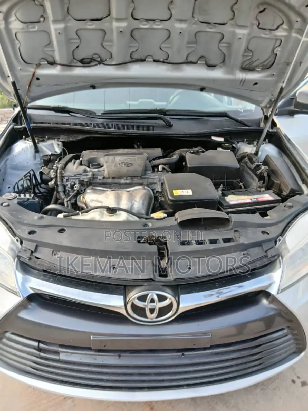 Toyota Camry LE 4dr Sedan (2.5L 4cyl 6A) 2017 Silver