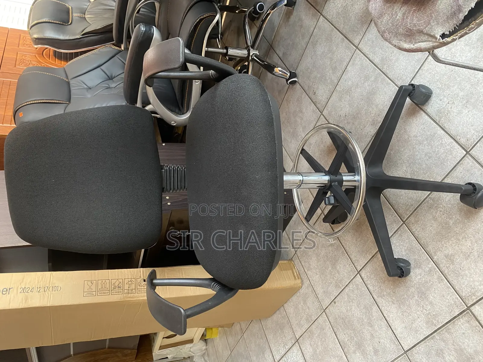 Swivel Counter Chair