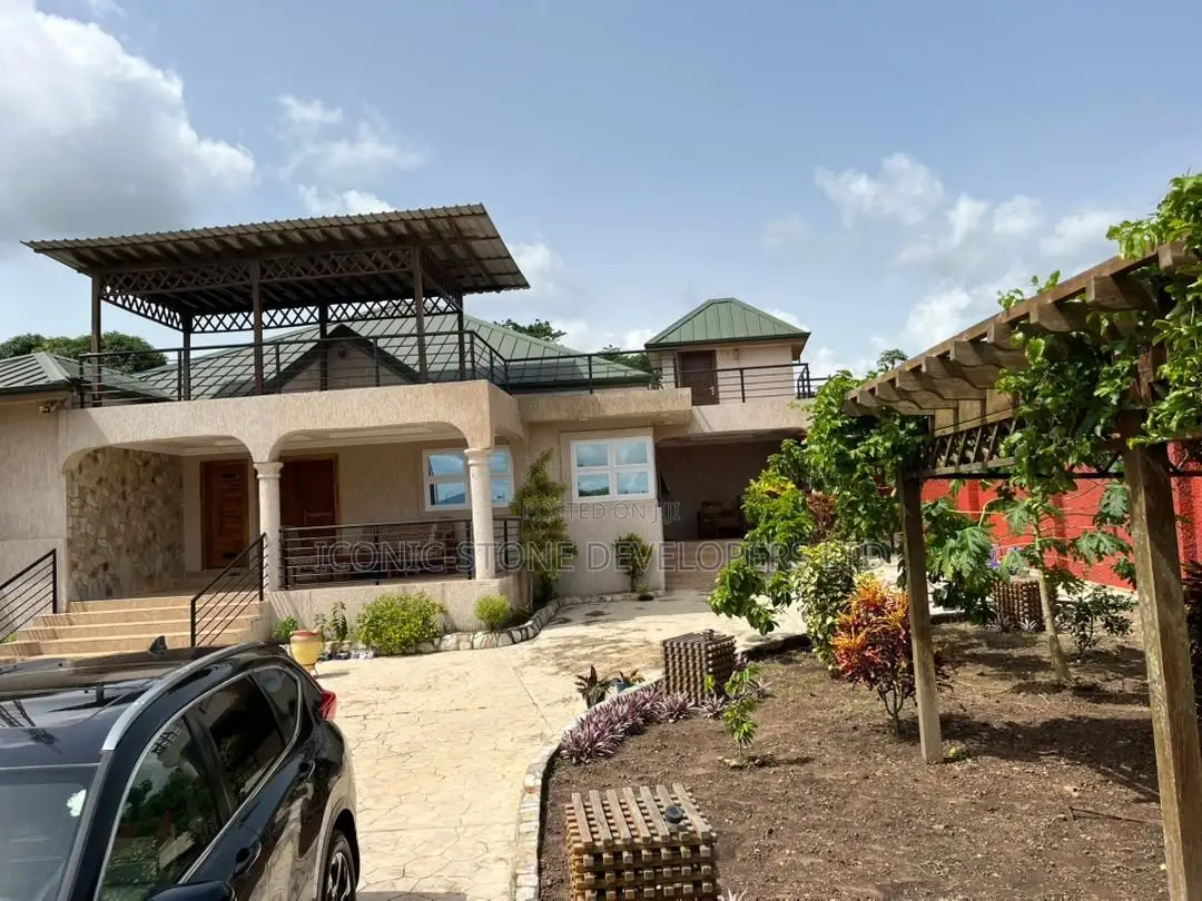 4bdrm House in Akropong, Akuapim North for sale
