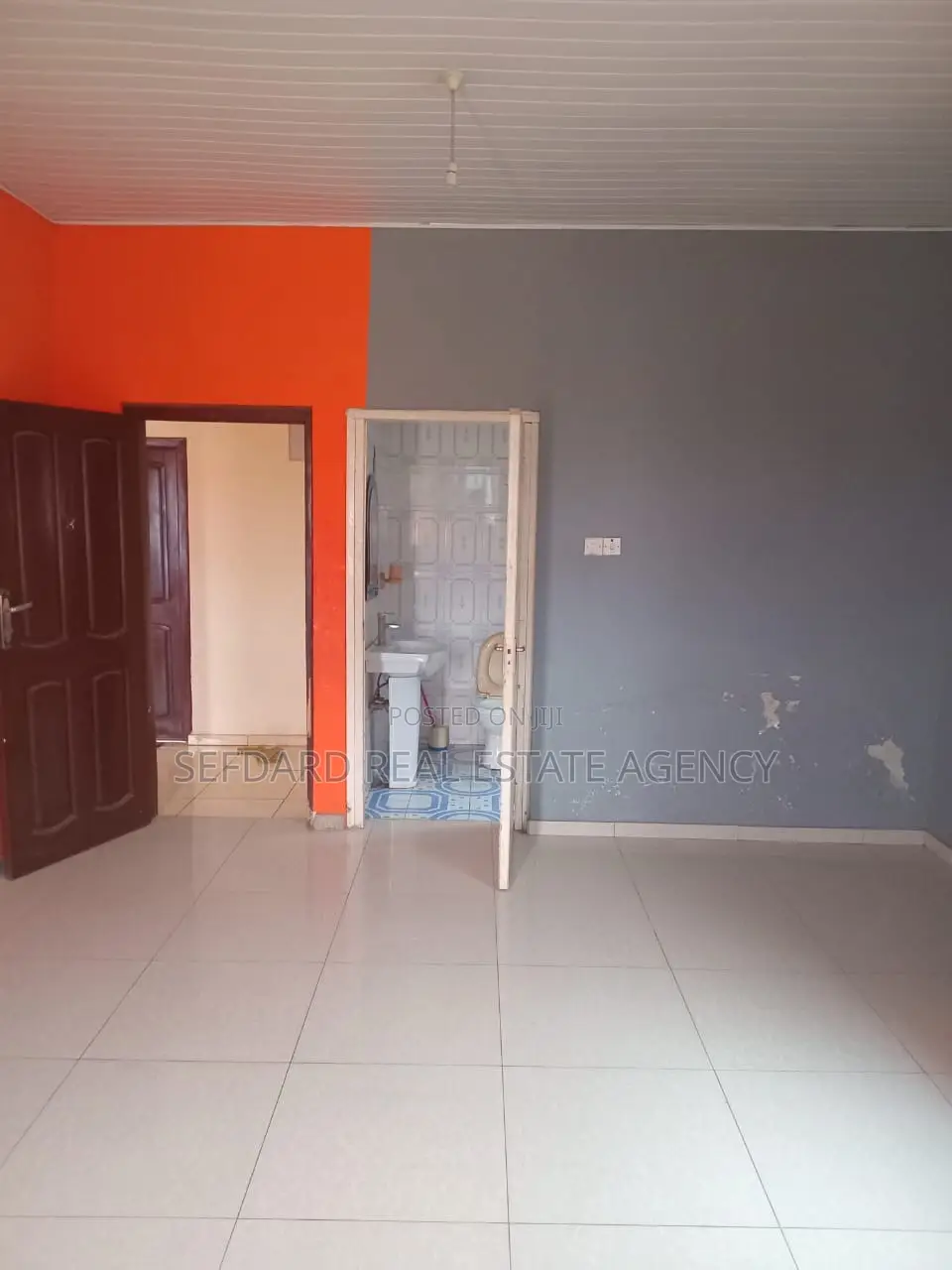 5bdrm House in Kwabenya for sale