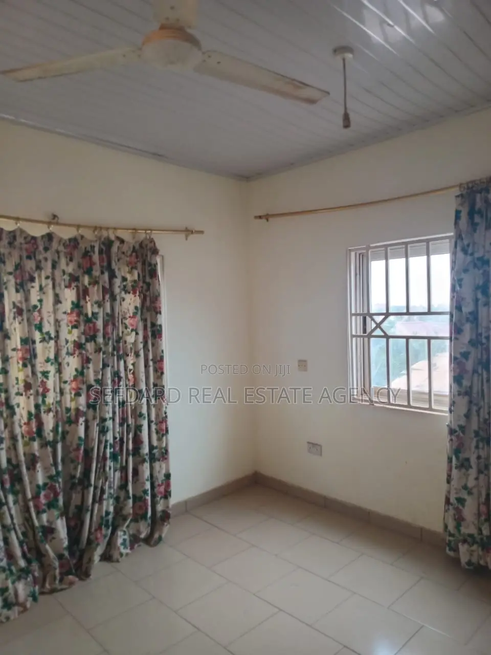 5bdrm House in Kwabenya for sale
