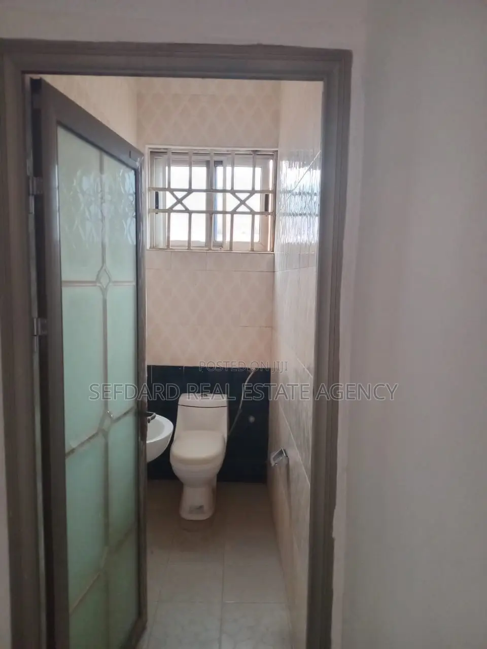 5bdrm House in Kwabenya for sale