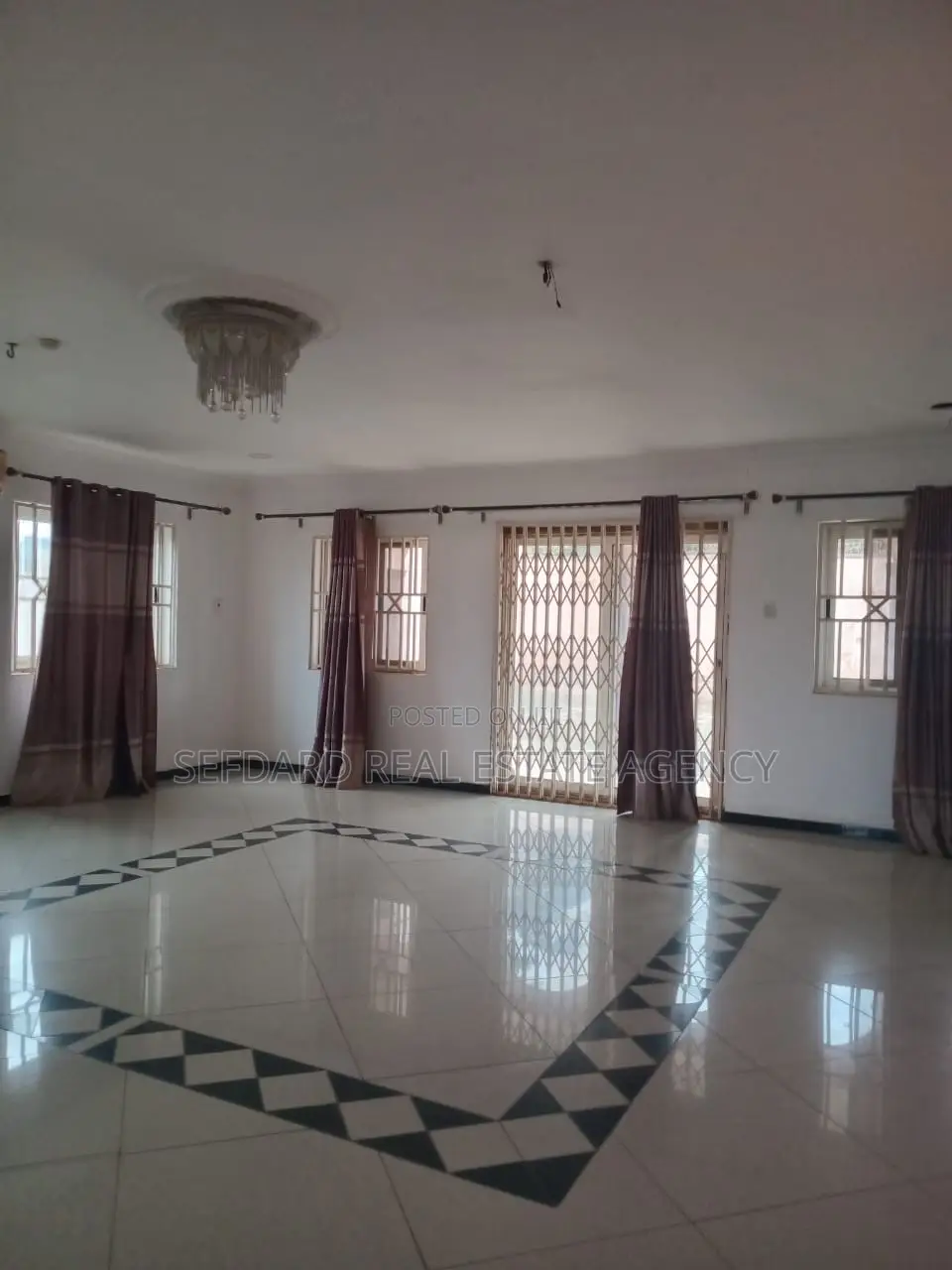 5bdrm House in Kwabenya for sale