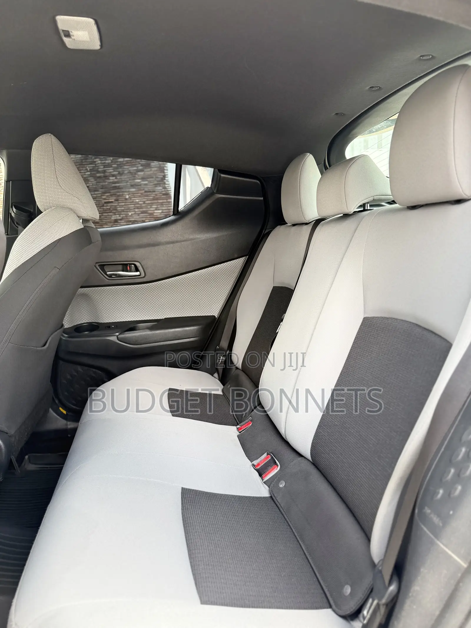 Toyota C-HR XLE FWD 2019 White