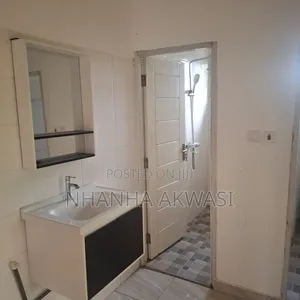 2bdrm Apartment in Sakumono for rent