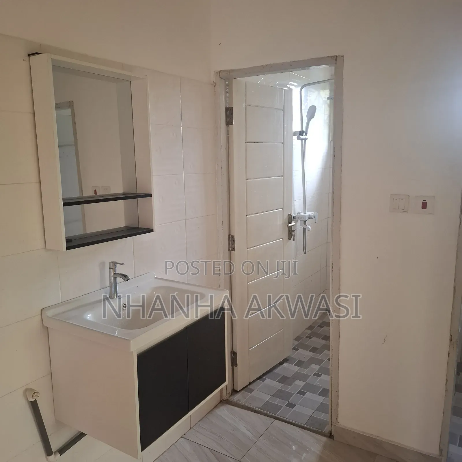 2bdrm Apartment in Sakumono for rent