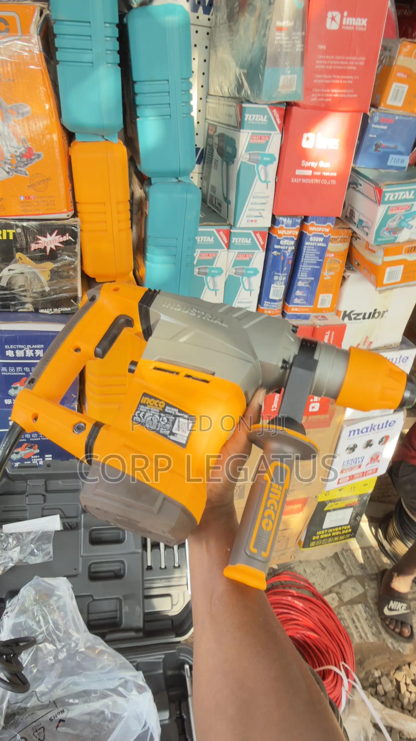 Ingco 1800w Rotary Hammer