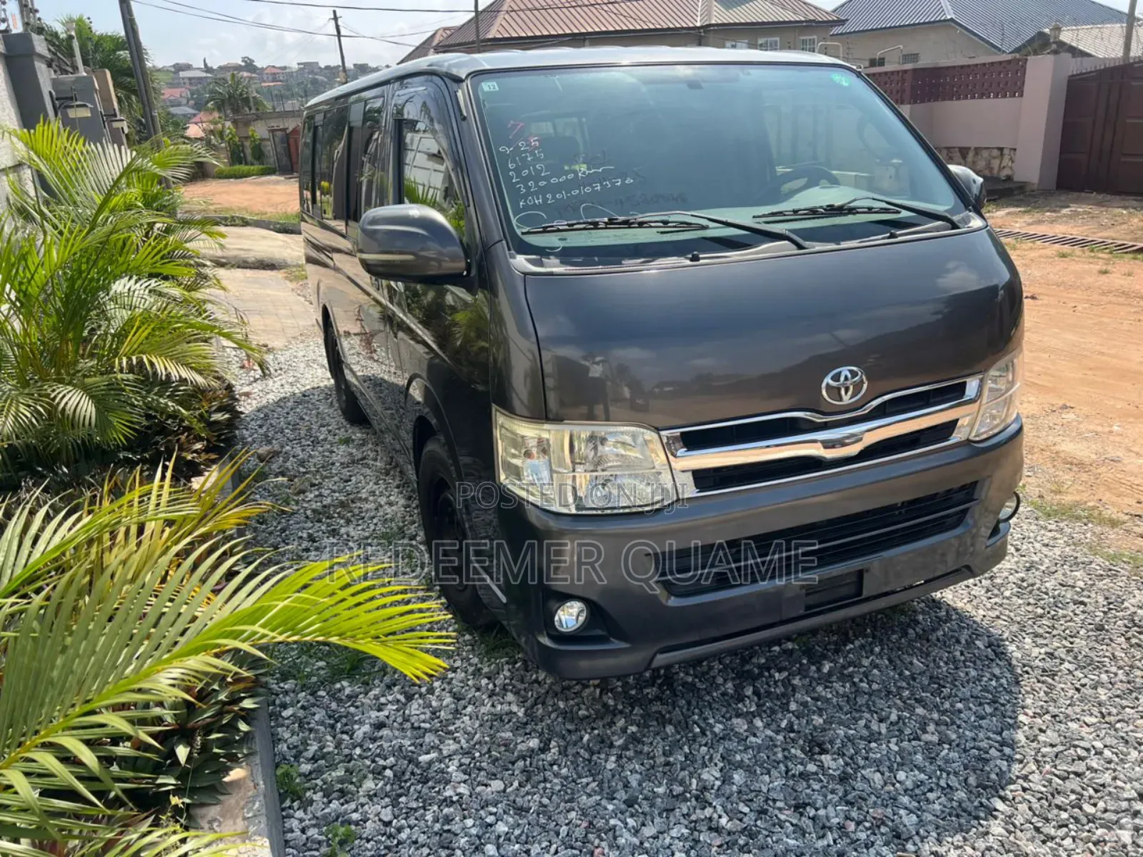 Toyota HiAce 2013 Grey