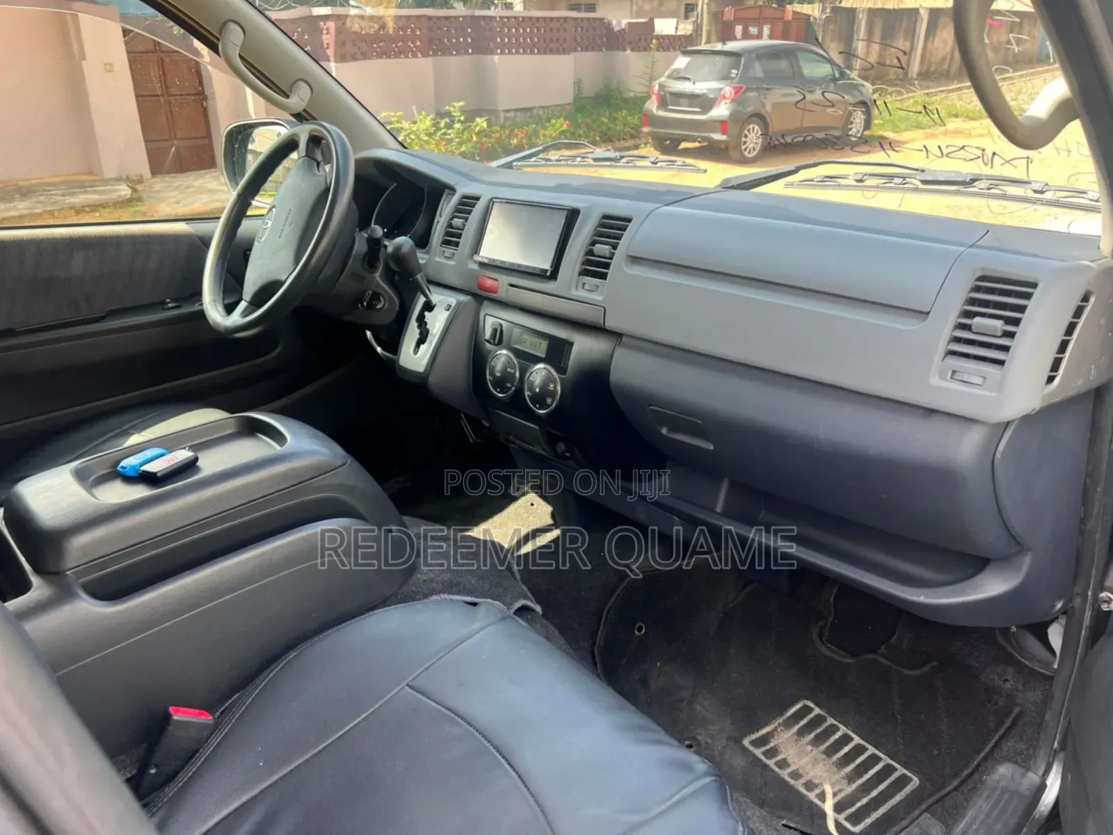 Toyota HiAce 2013 Grey