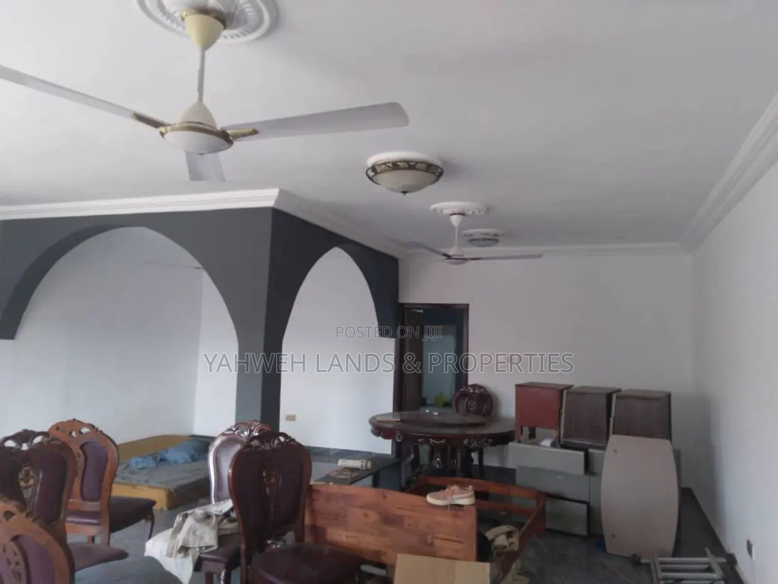 4bdrm House in Teshie for rent