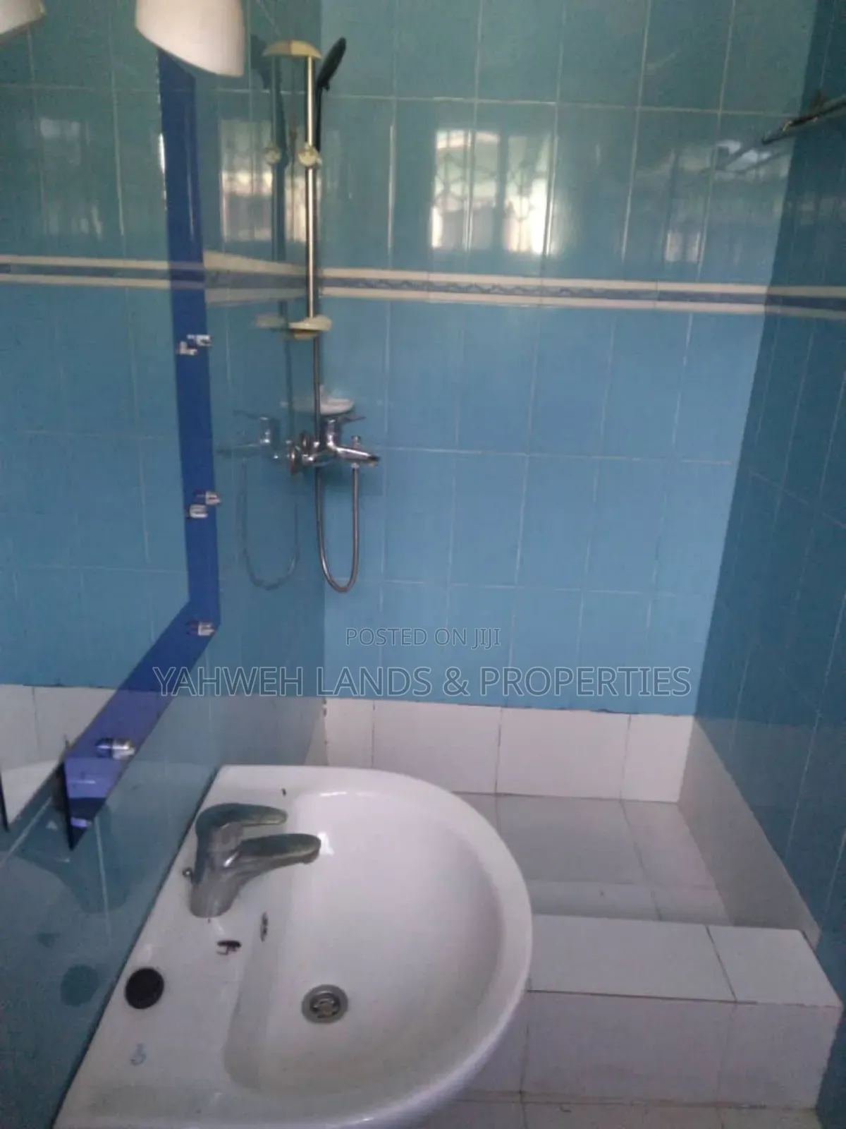 4bdrm House in Teshie for rent