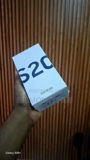 New Samsung Galaxy S20 FE 128 GB Black