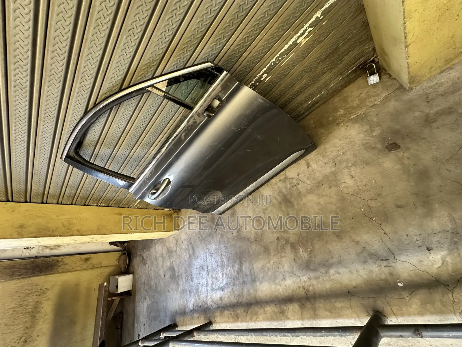 Santafe 2022 Door Front Left