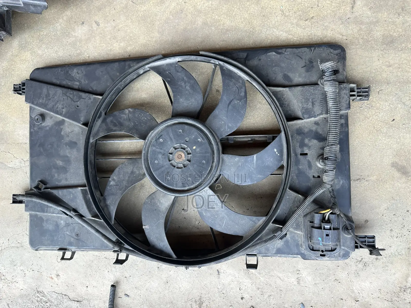 Chevrolet Cruze 10/16 Radiator Fan