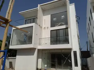 4bdrm House in Adenta for sale