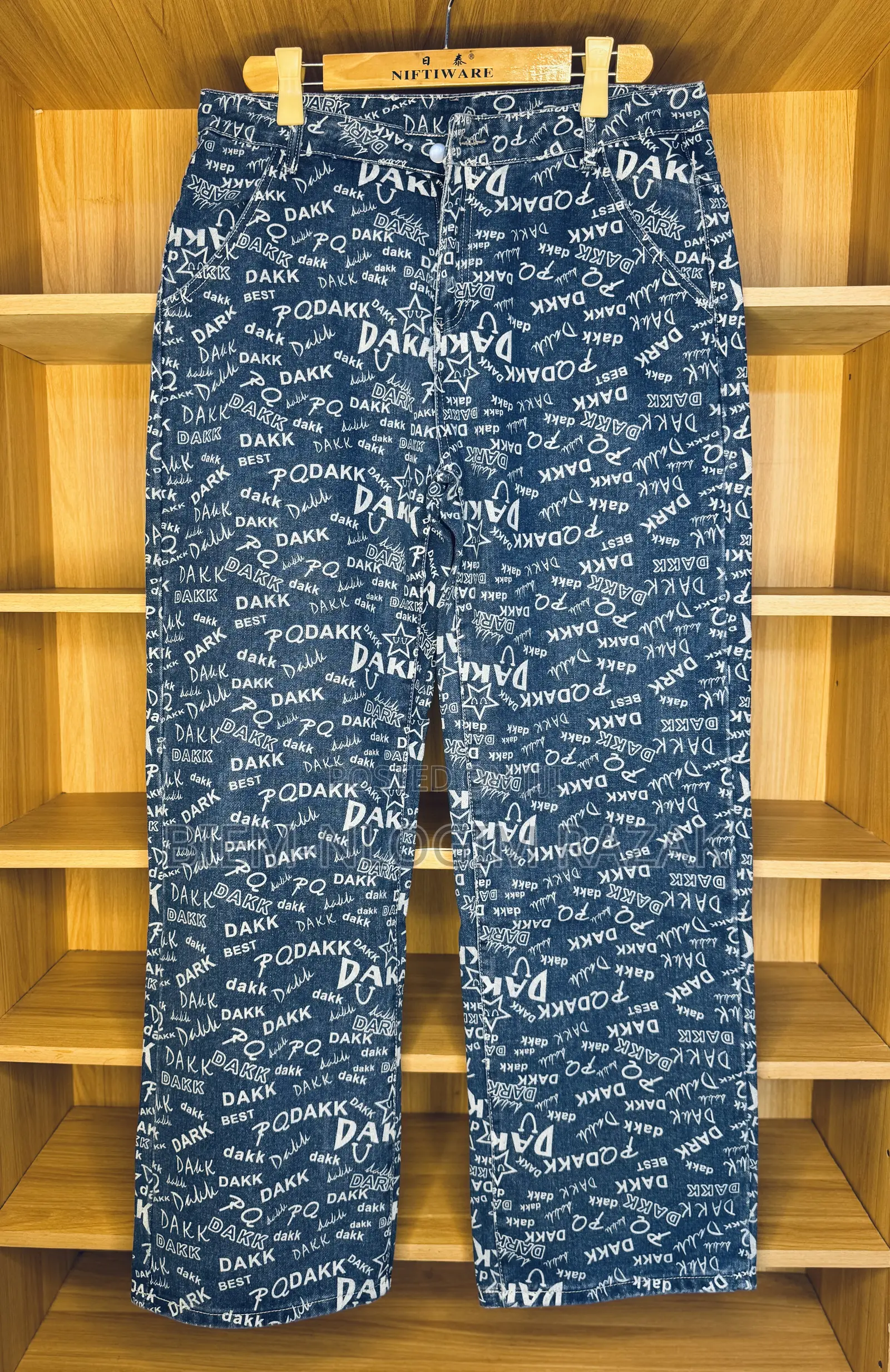 High Quality Size 38 Baggy Jeans Available in Stock
