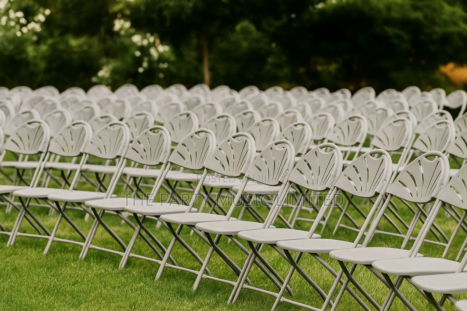 Gladiator Chairs , Fan Back Folding Chairs for Rental