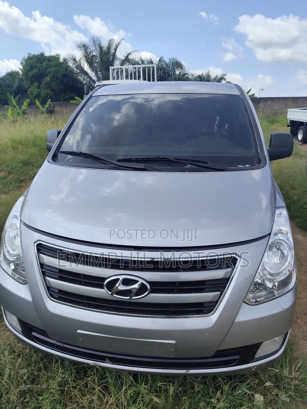 Hyundai Starex 2016 Grey